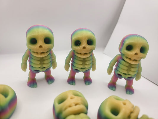 Tiny Skeleton Boy – Articulated 3D Print | Seasonal Variants (Heart, Clover, Santa Hat & More!)