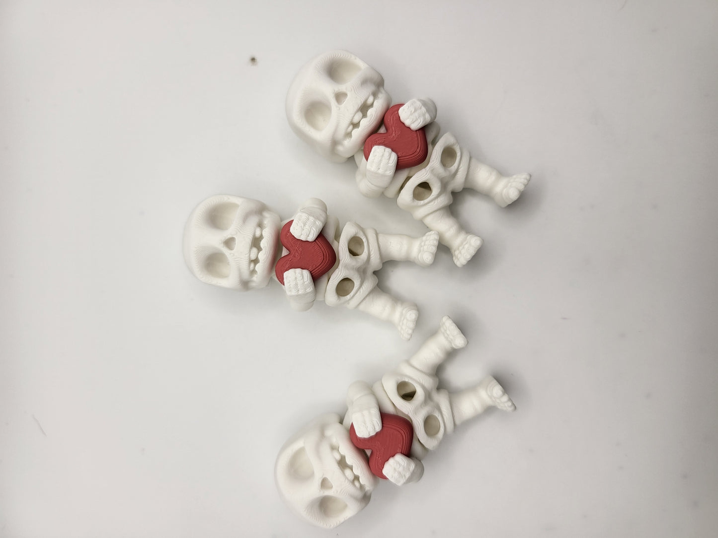 Tiny Skeleton Boy – Articulated 3D Print | Seasonal Variants (Heart, Clover, Santa Hat & More!)