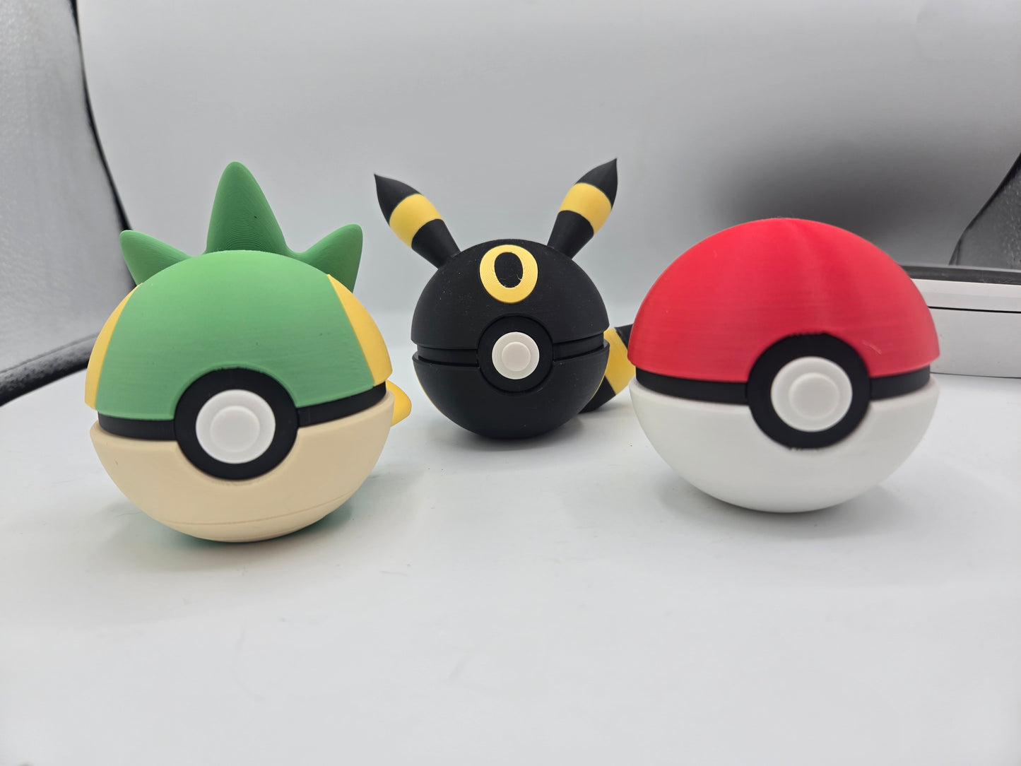 Pokémon Pokéball Inspired Clickers 3D Print