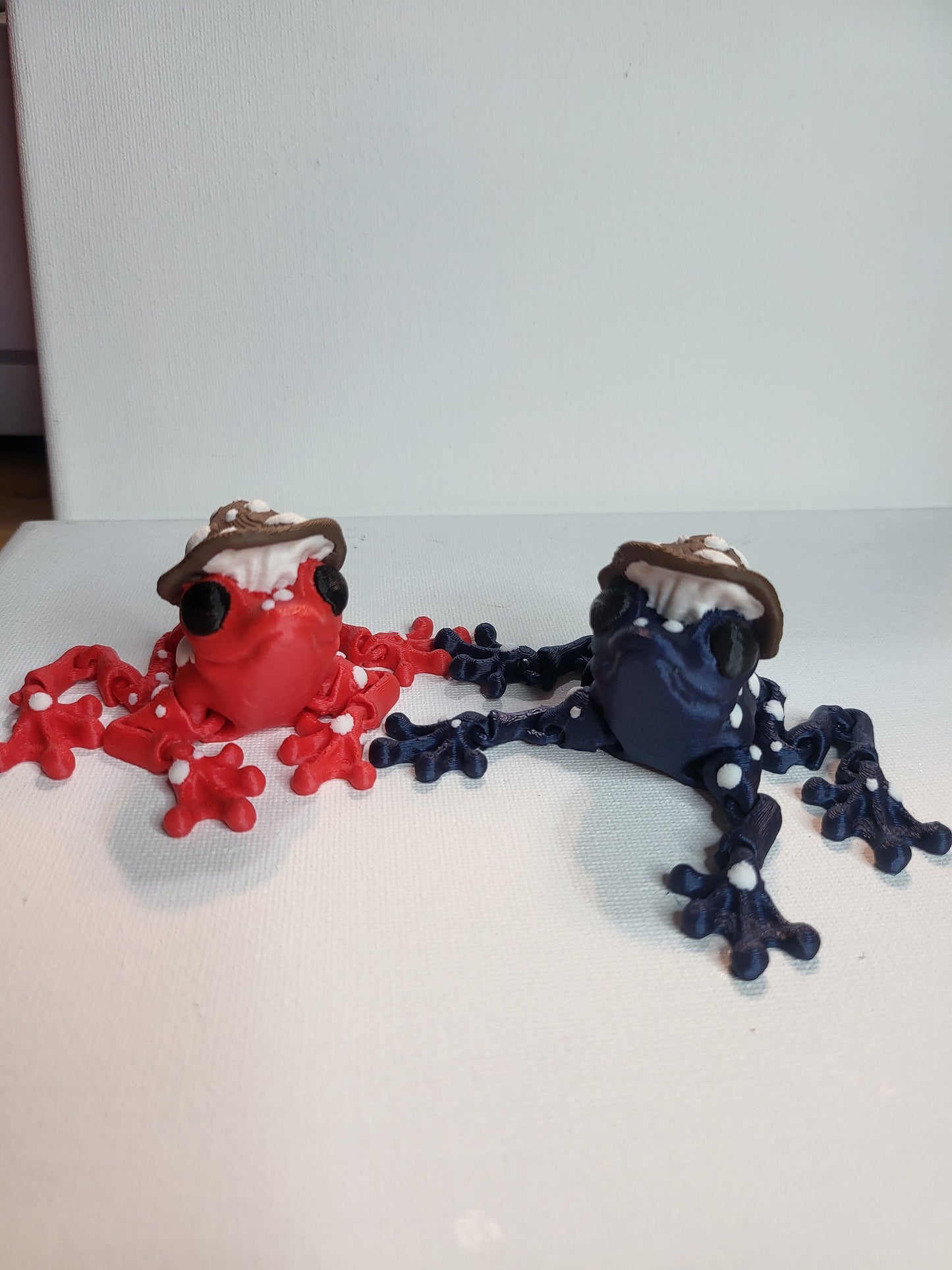 Spotted Mushroom Frogs 3D Print