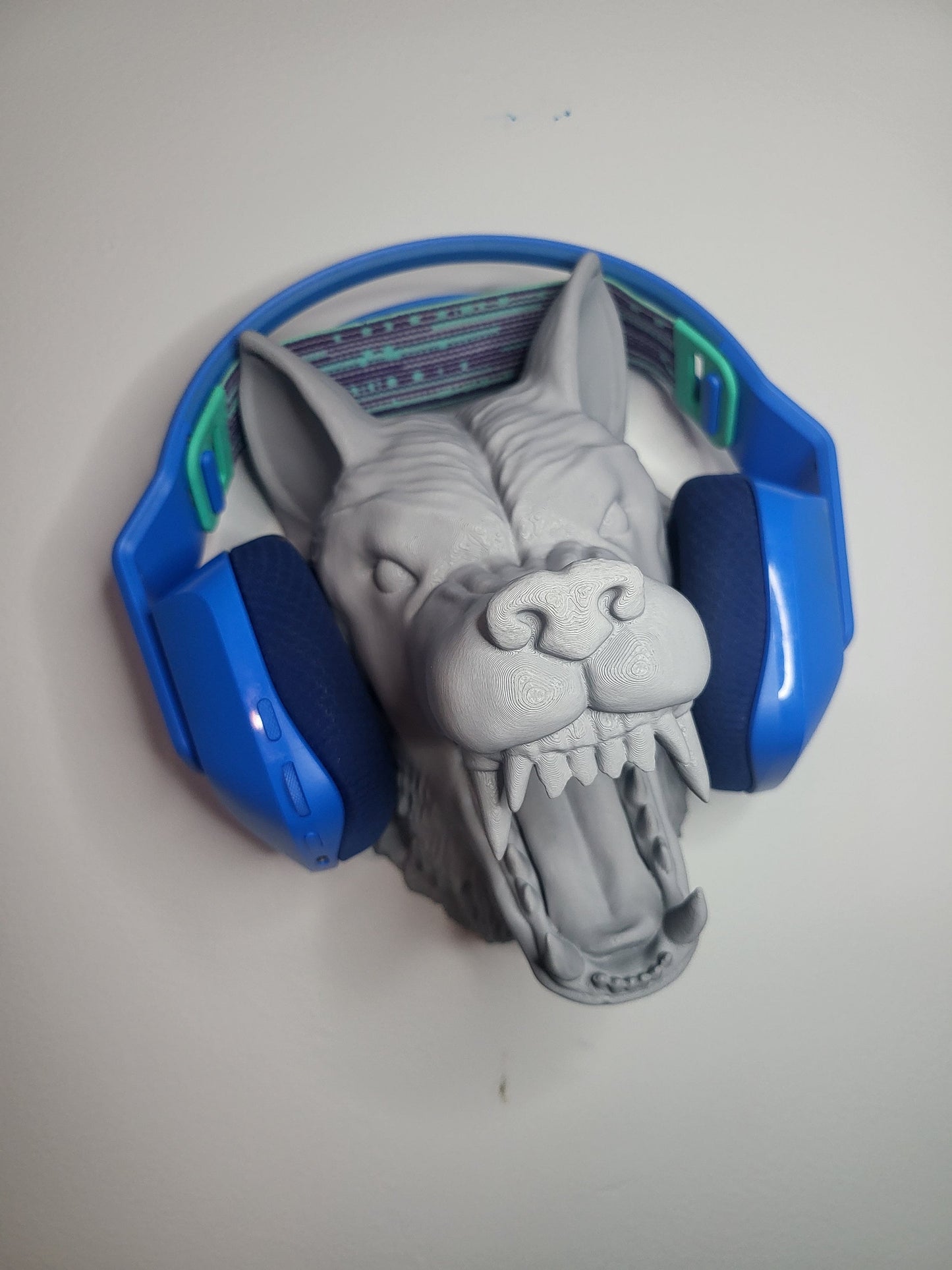 Wall Mounted Wolf Head (3D Print)