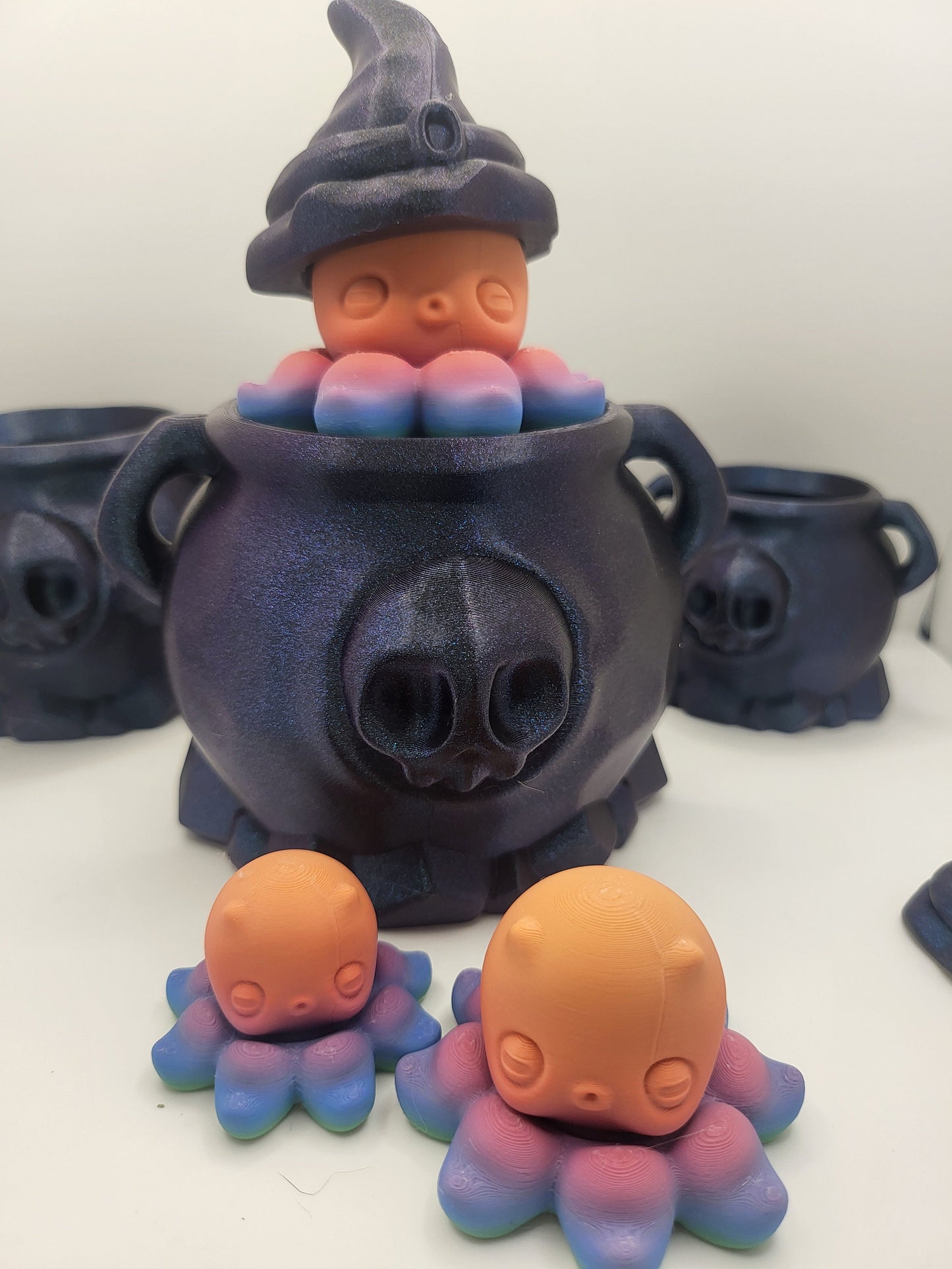 Cute Octopus Fidget Spinner with Optional Cauldron and Witch Hat | 3D Print