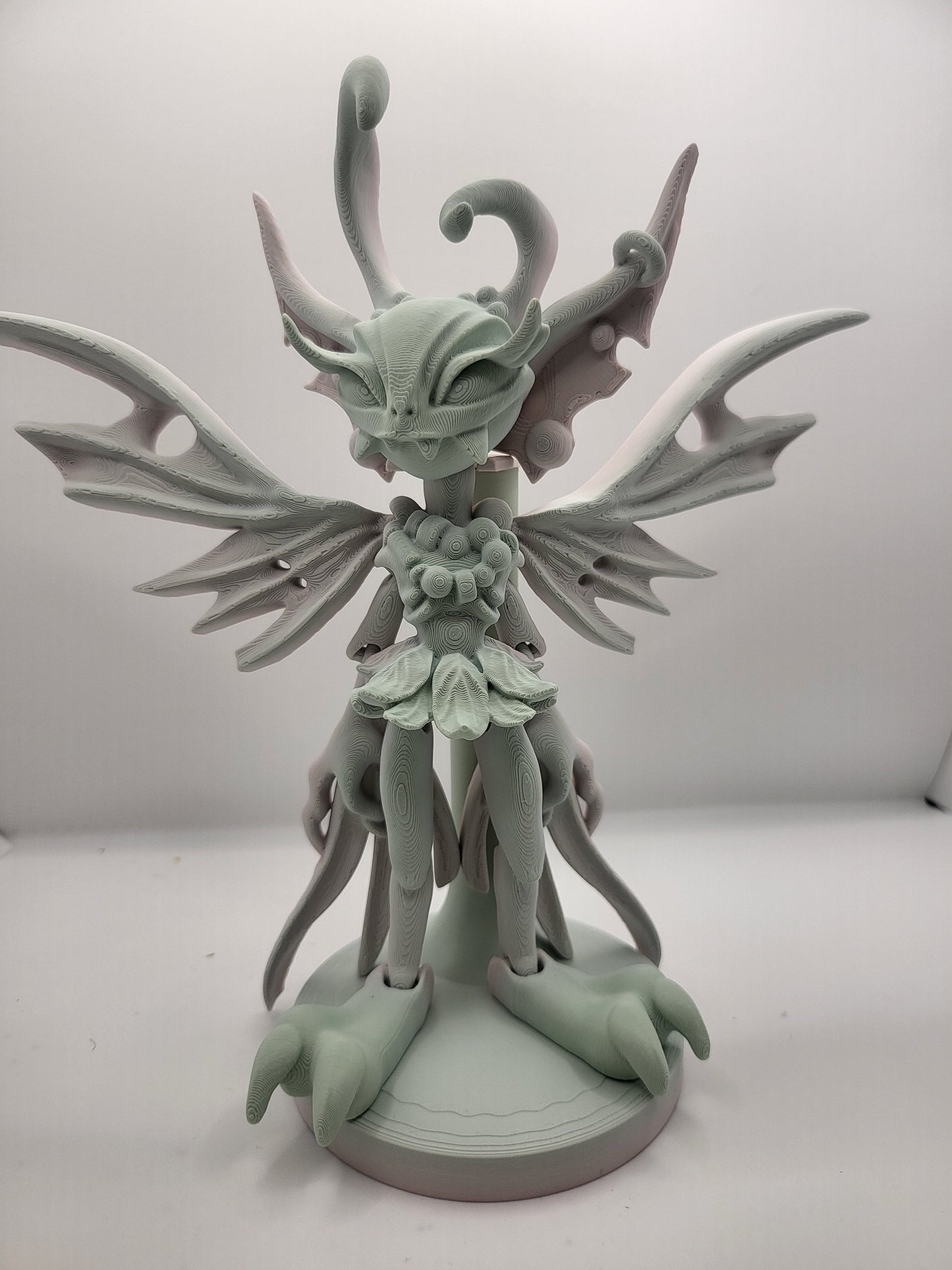 Creepy Fairy with Display Stand Articulated 3D Print