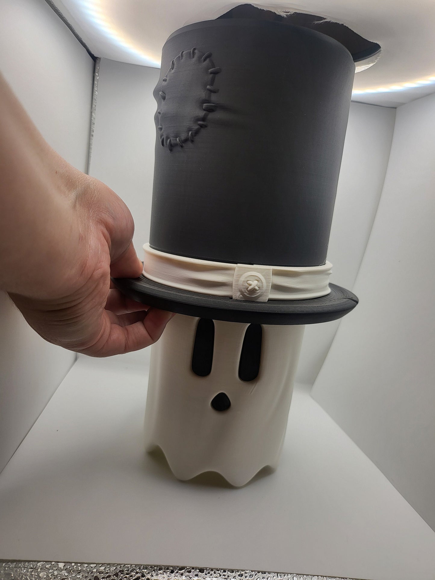 Peek-A-Boo Ghost Top Hat Bowl 3D Print