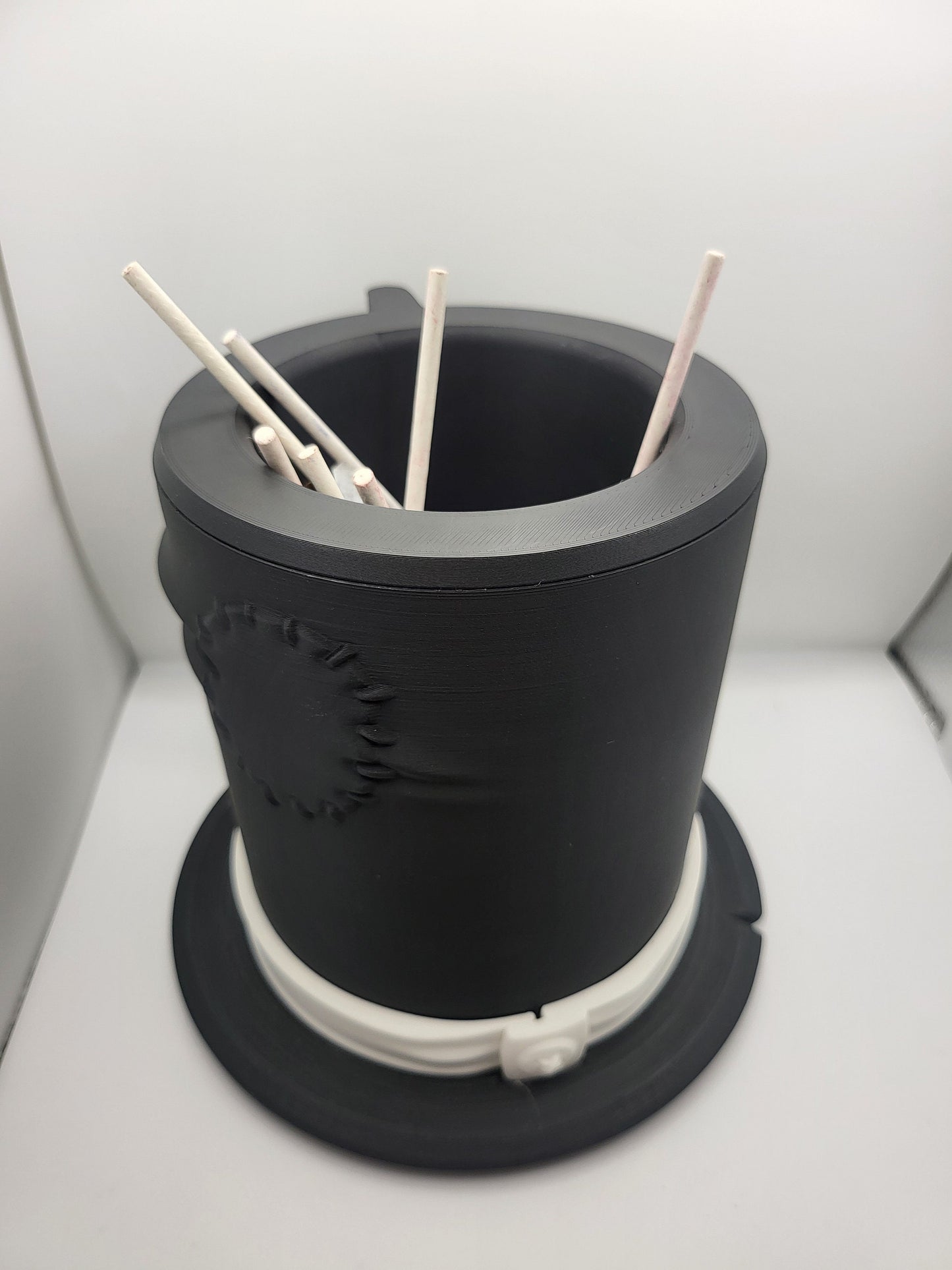 Peek-A-Boo Ghost Top Hat Bowl 3D Print