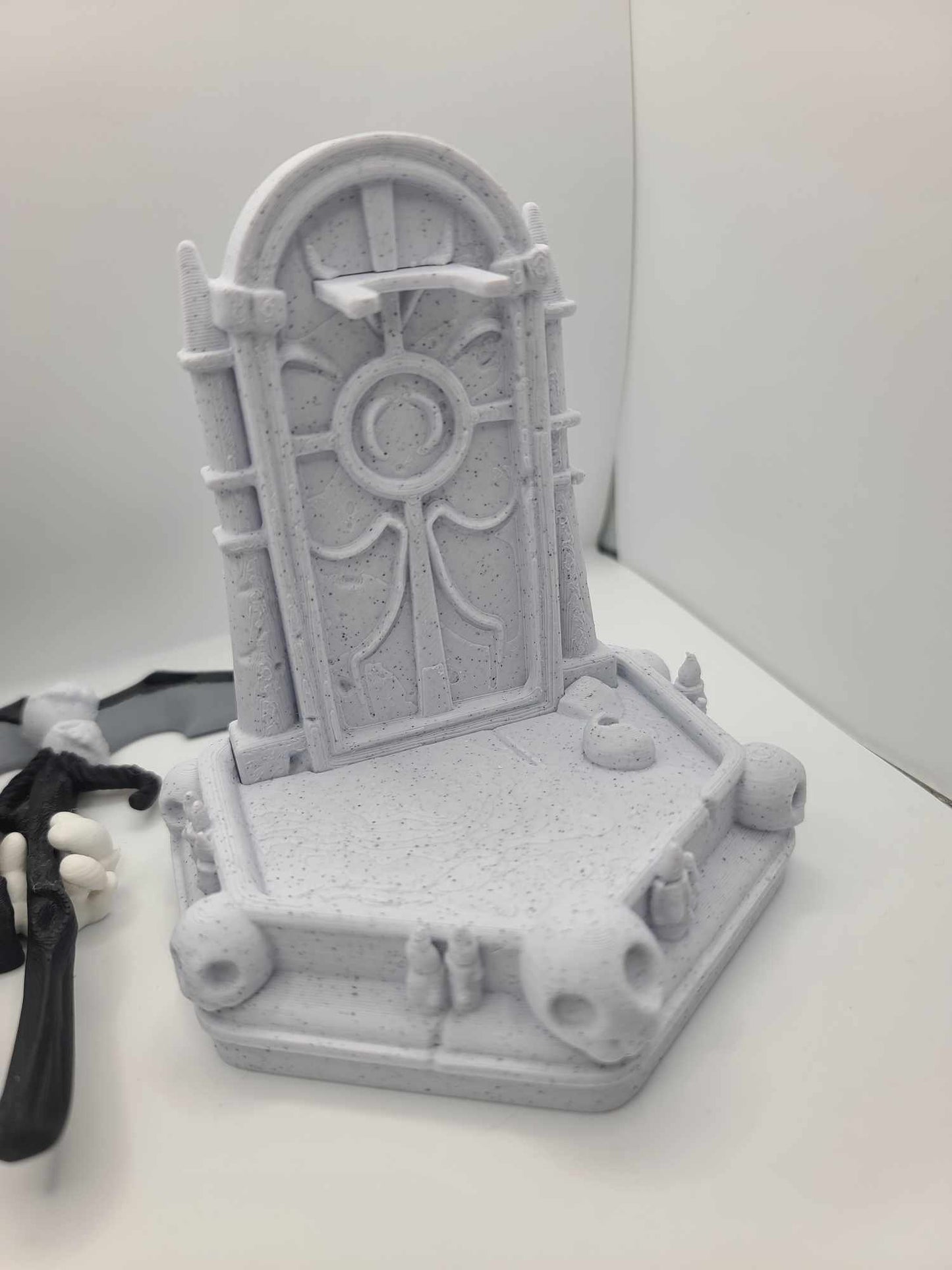 Grim Reaper Articulated with Throne and Scythe 3D Print