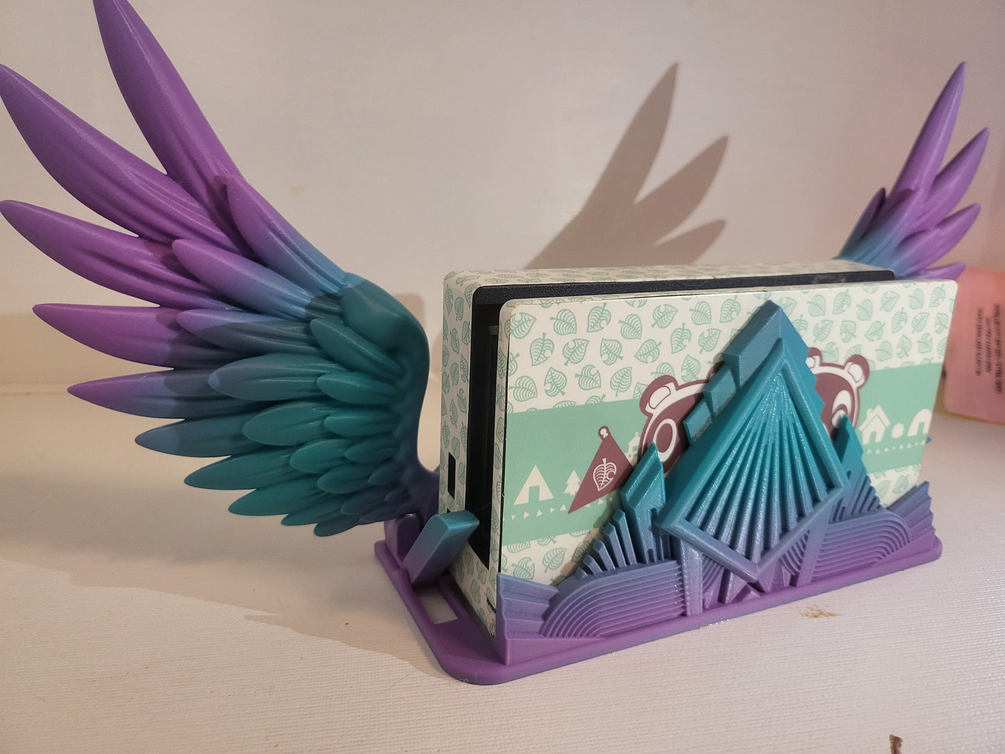 Art Deco Style Articulated Wing Switch Dock 3D Print