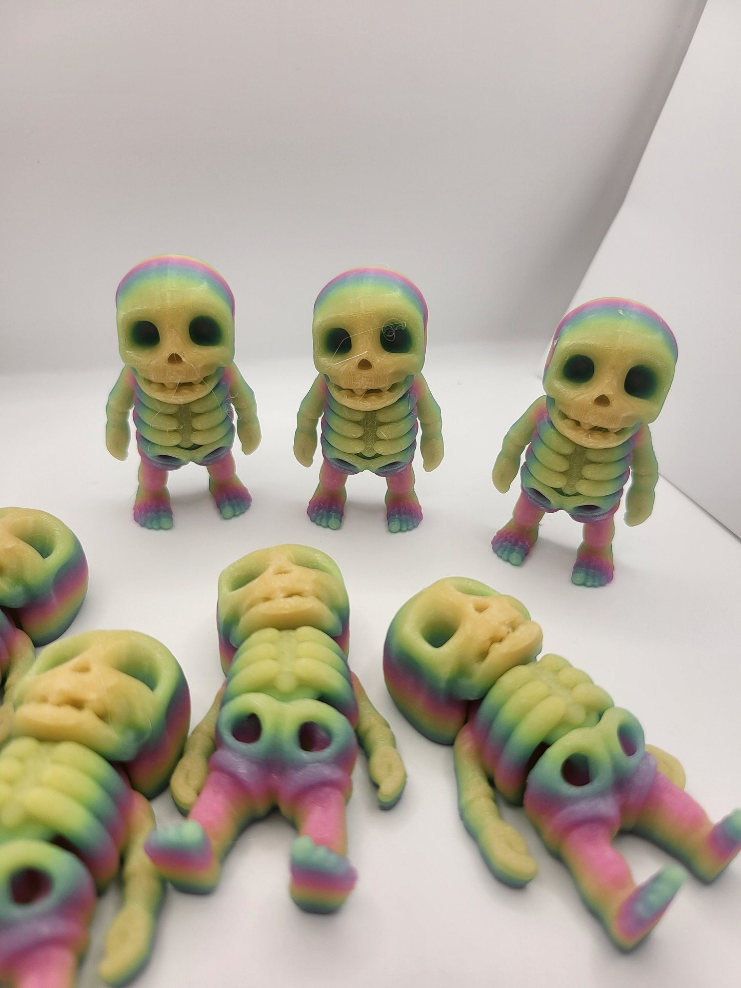 Tiny Articulated Skeleton Boy 3D Print