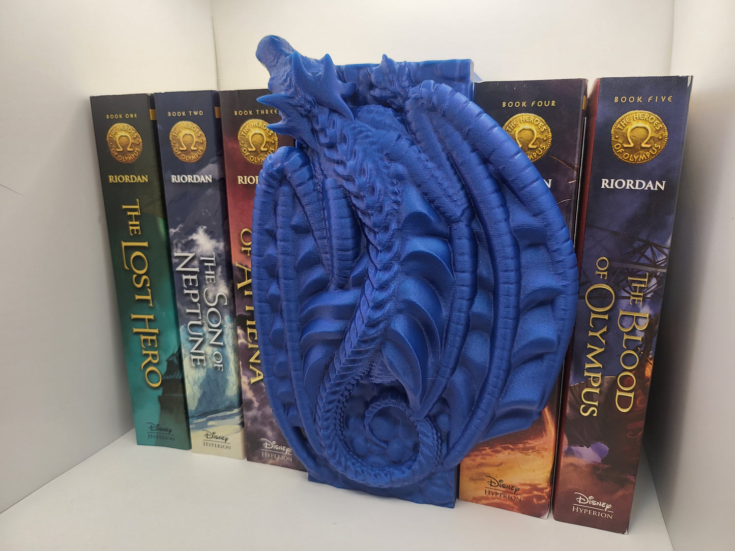 Dragon Book Nook Bookshelf Decoration and Secret Container (3D Print)