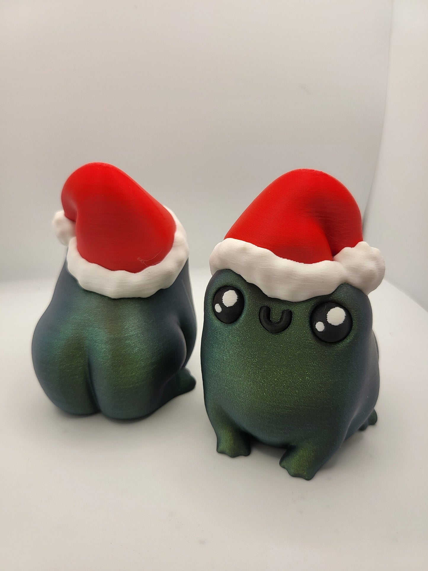 Santa Hat Booty Frog 3D Print