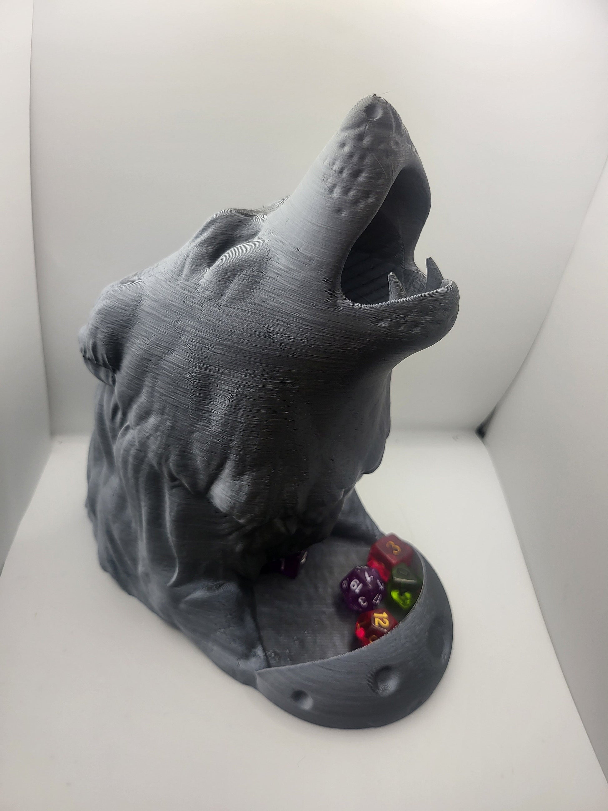 3D Printed Wolf Dice Tower