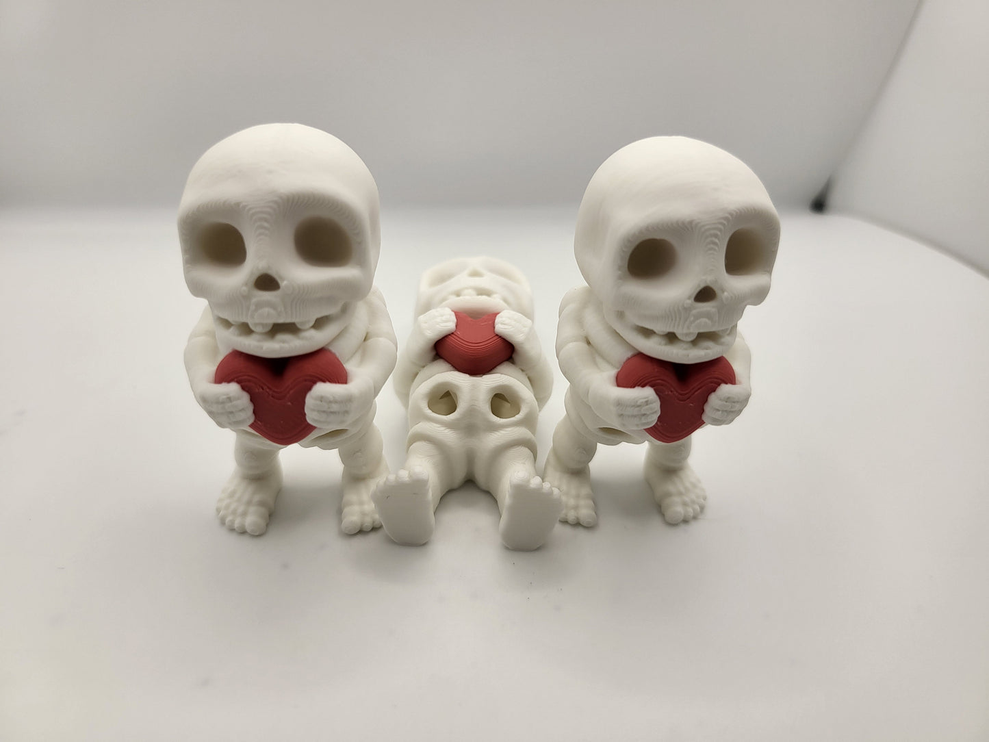 Tiny Articulated Skeleton with a Heart 3D Print