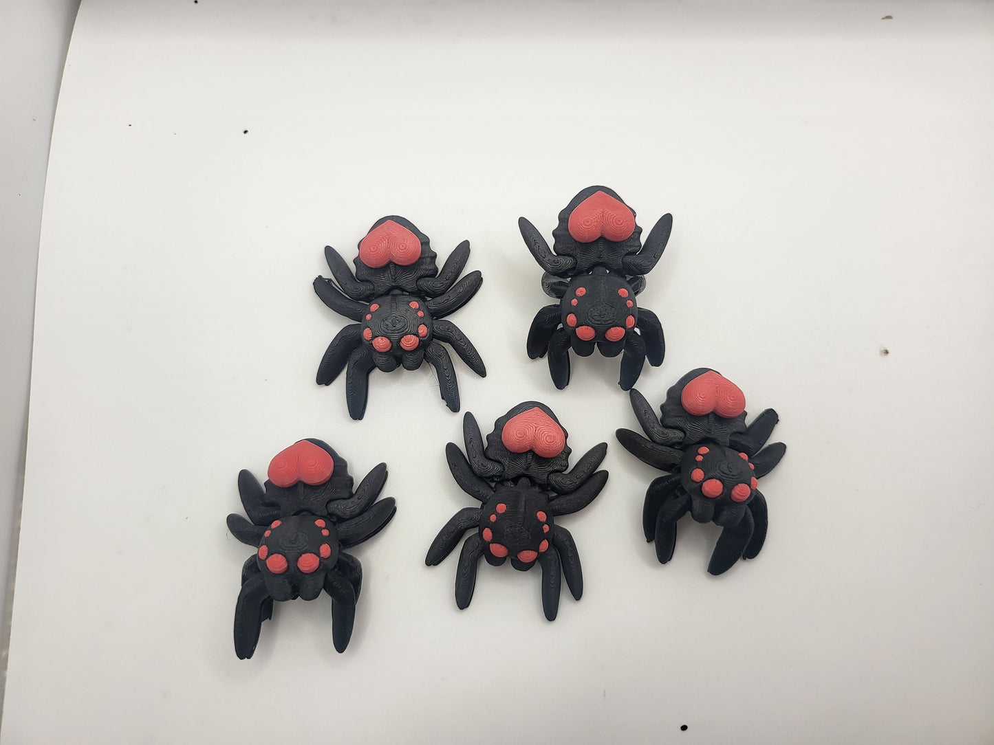 Tiny Articulated Love Spiders 3D Print