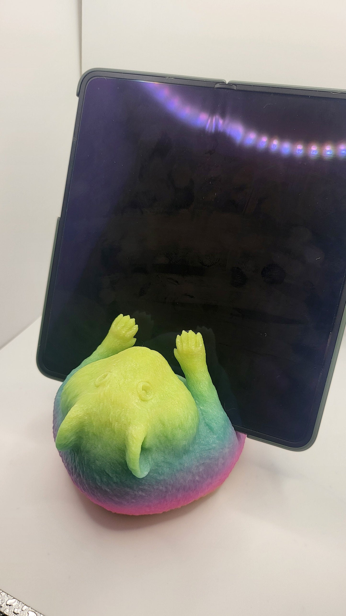 Chubby Hamster Phone Stand Holder 3D Print