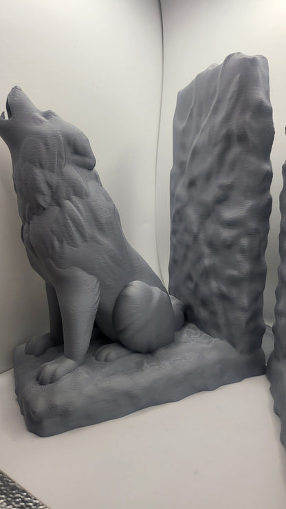 Howling Wolf Bookends (with Lip for Weight) | 3D Print