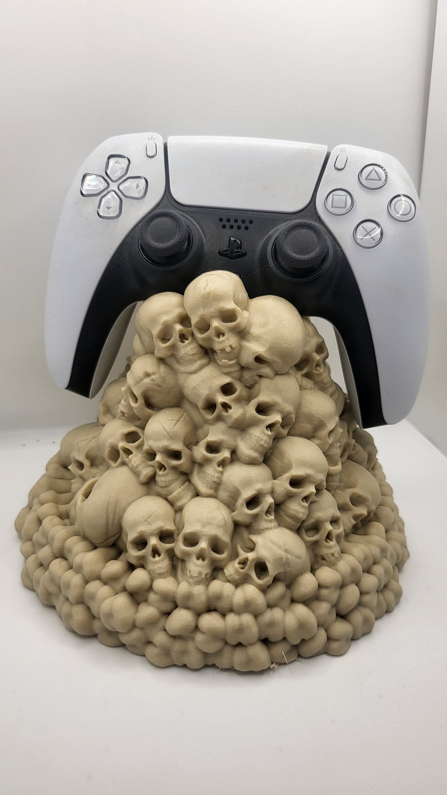 Pile of Skulls Fate of the Fallen Controller Stand | 3D Print