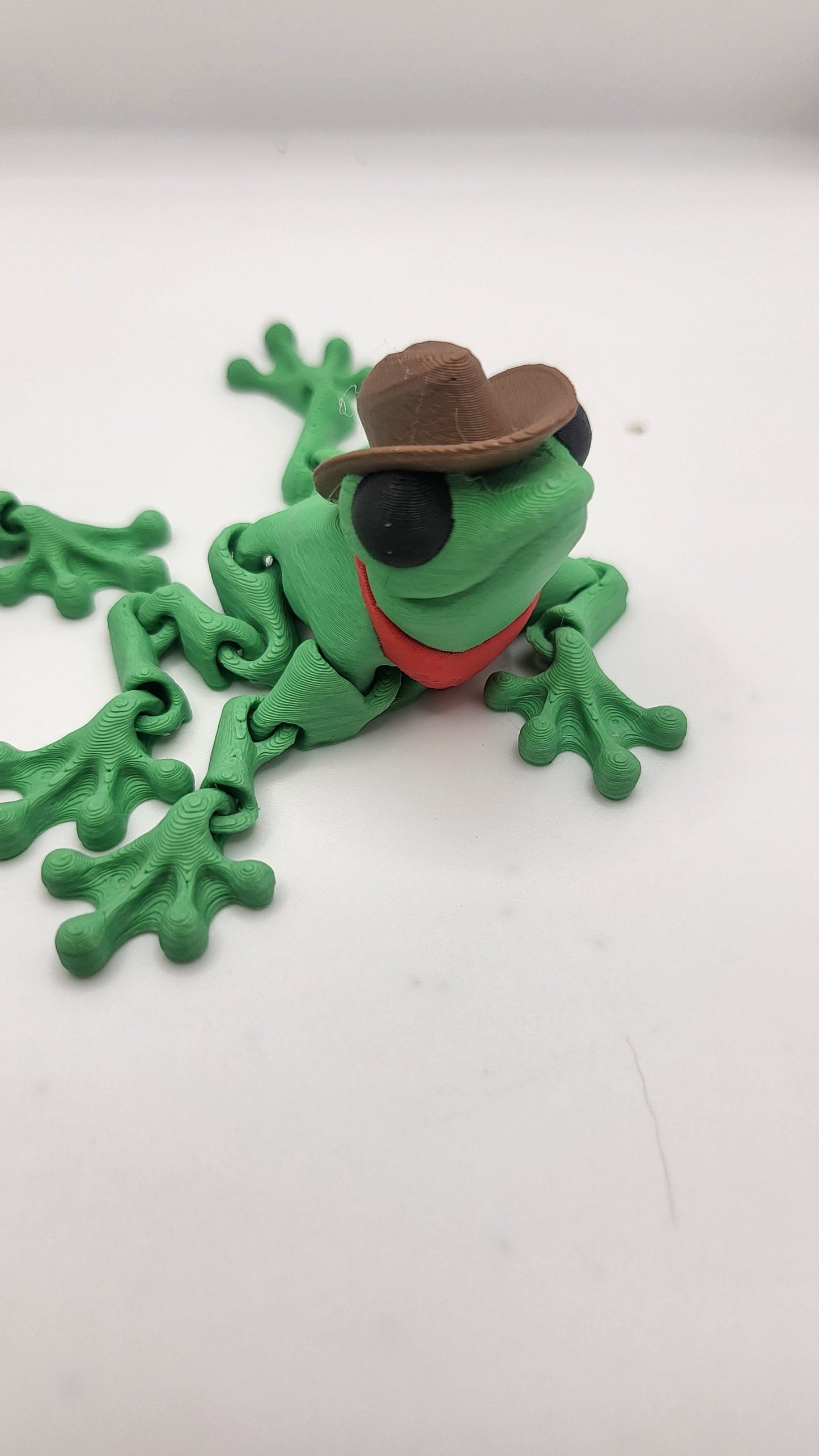 Cowboy Frogs with Hat and Bandana (70%) | 3D Print