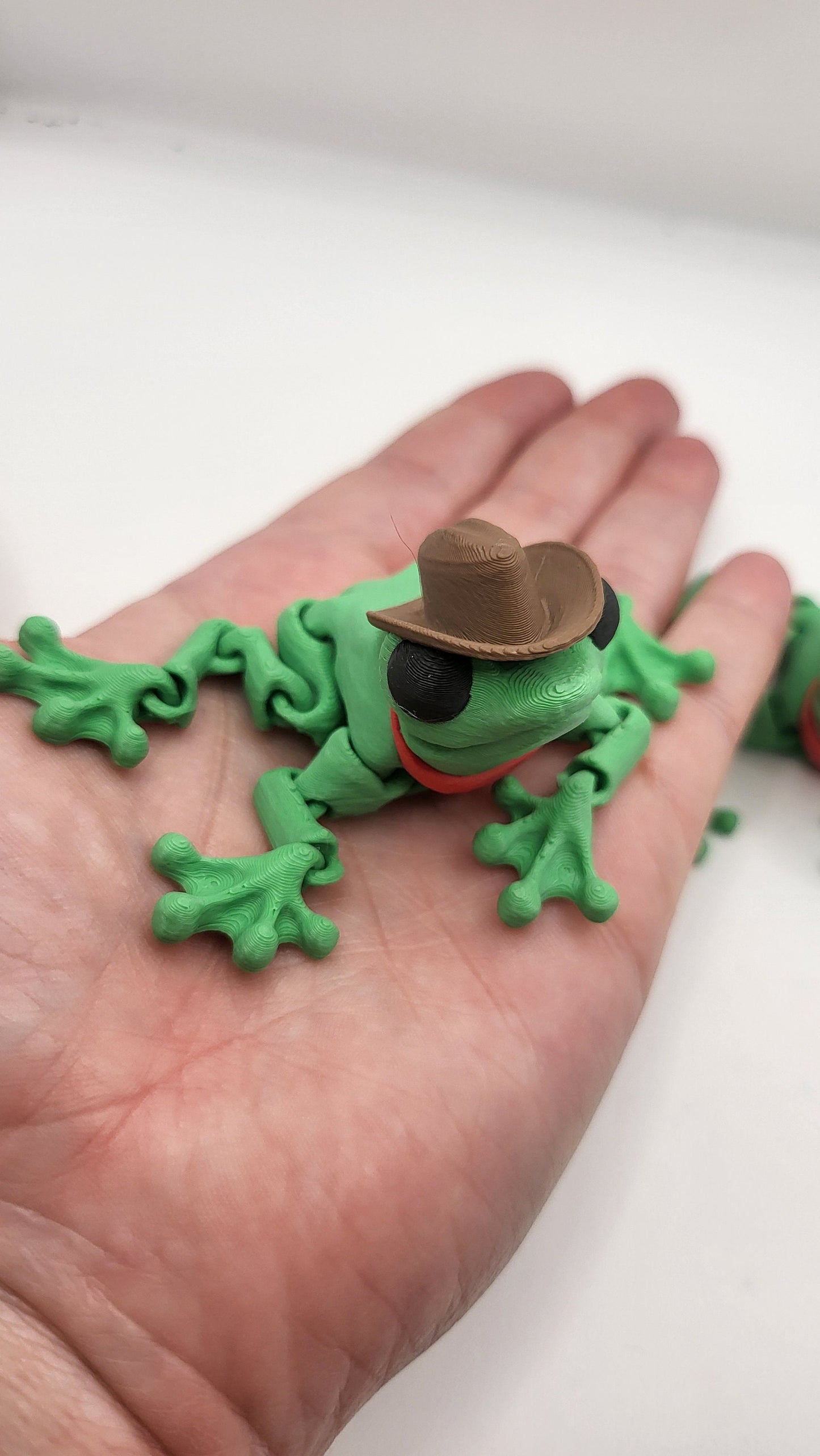 Cowboy Frogs with Hat and Bandana (70%) | 3D Print