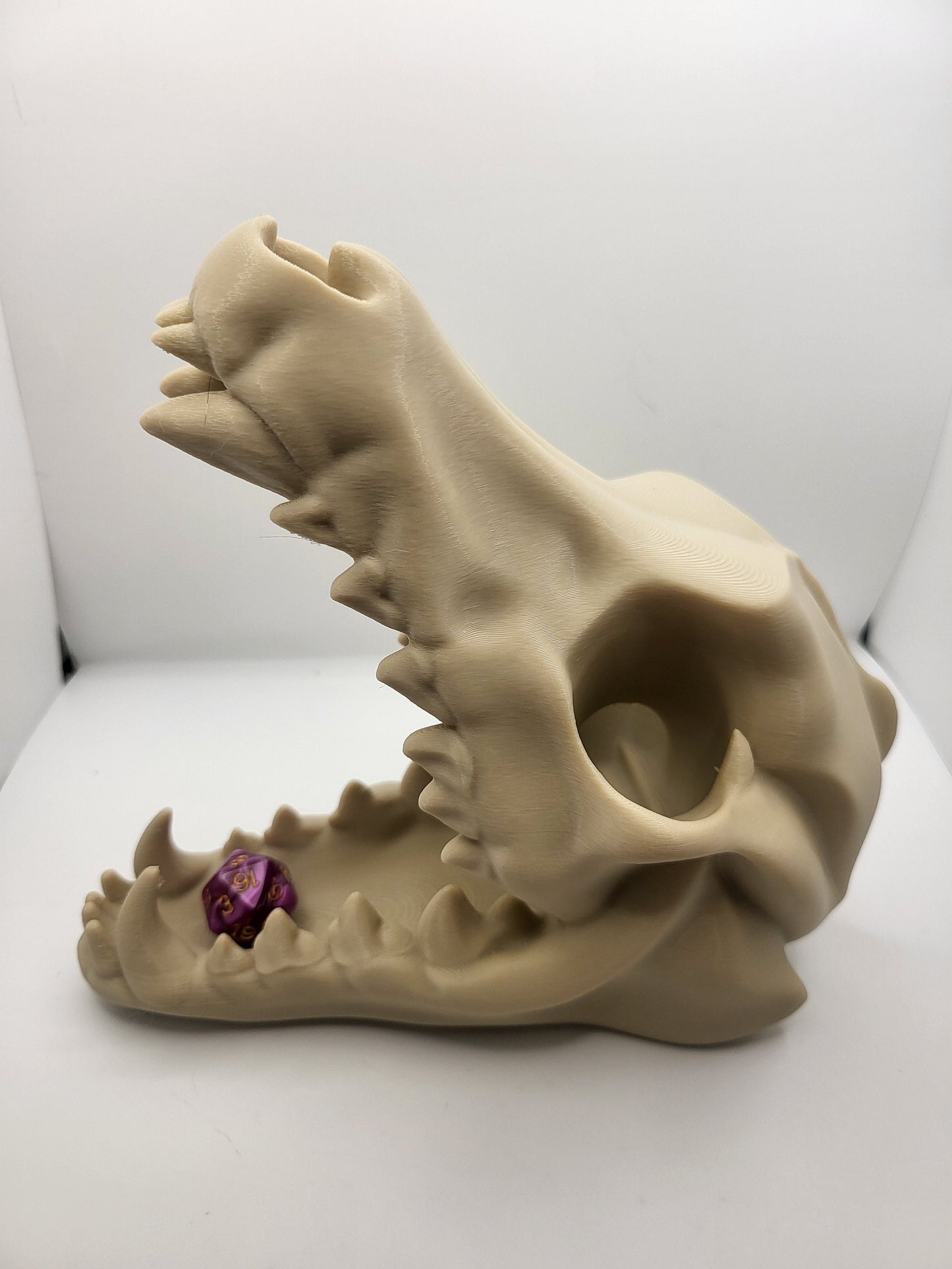 Wolf Skull Dice Tower 3D Print