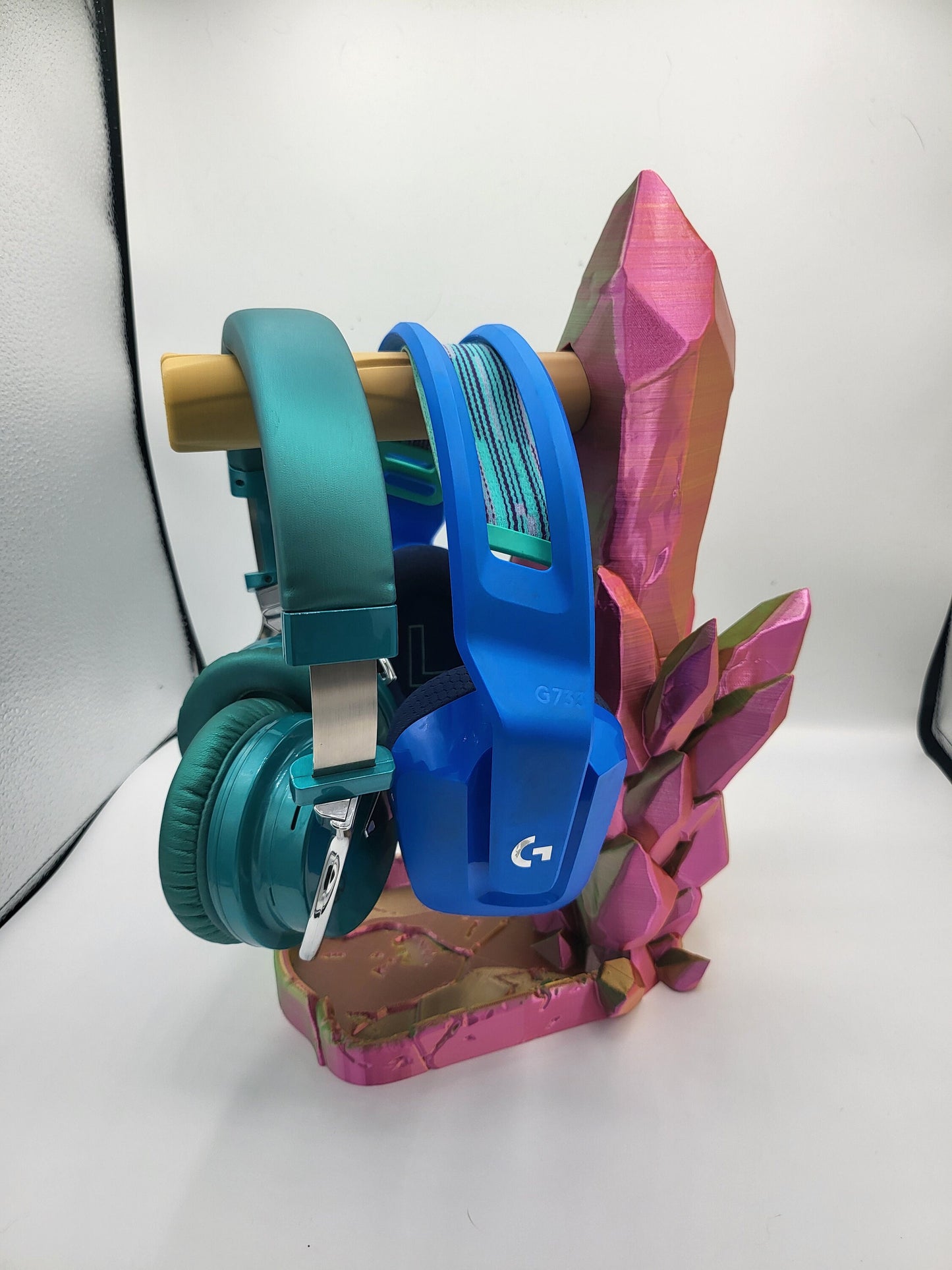 Crystal Headphone Stand and Trinket Tray Compatible with Two Sets of Headphones | 3D Print
