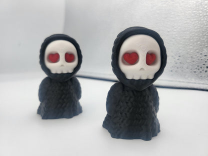 Small Reaper Desk Trinket Halloween Decoration - "Crochet" Style with Heart Eyes or Regular Reaper | 3D Print