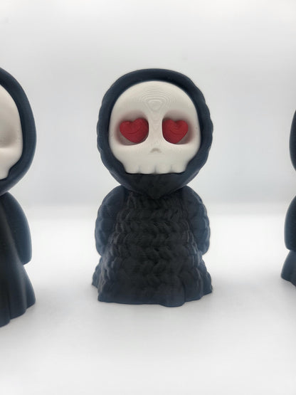 Small Reaper Desk Trinket Halloween Decoration - "Crochet" Style with Heart Eyes or Regular Reaper | 3D Print