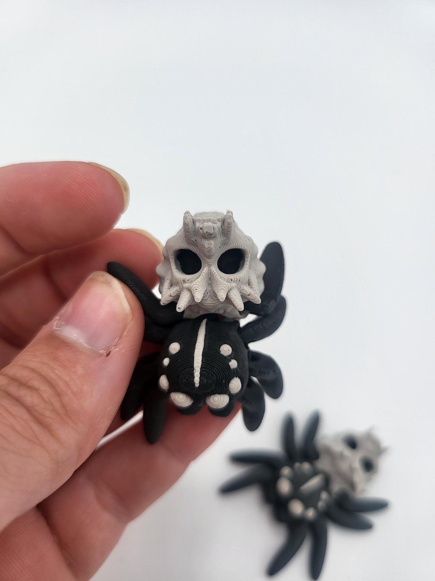 Tiny Cute Articulated Spooky Themed Hollow Skull Spiders 3D Print