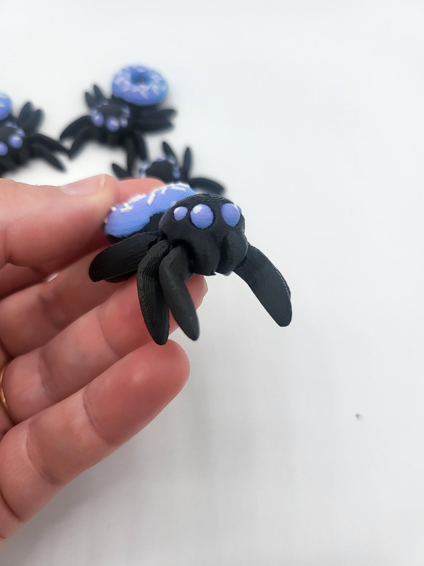 Tiny Cute Articulated Donut Spider 3D Print