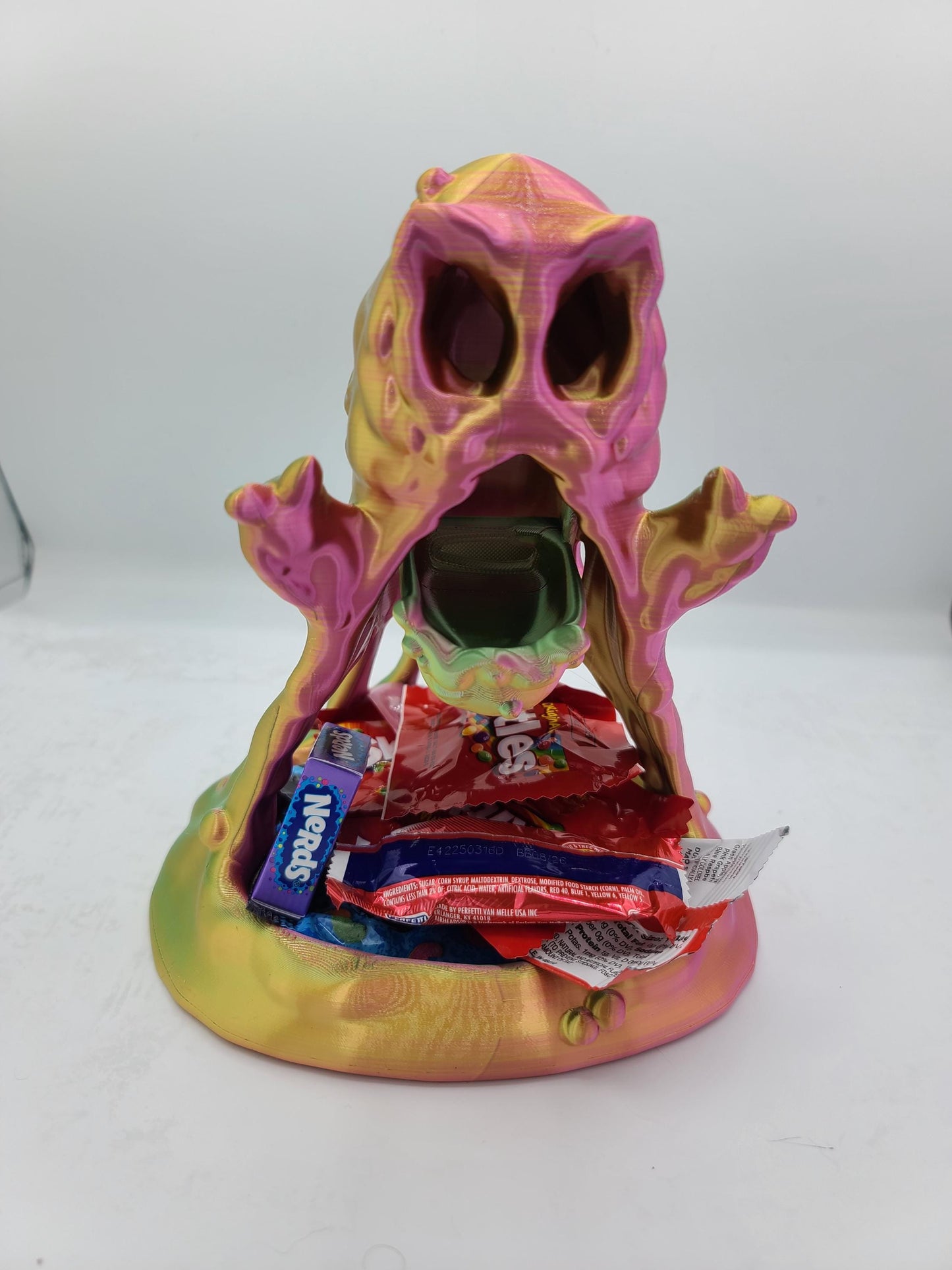 Spooky Fun Slime Monster Display with Trinket Tray 3D Print