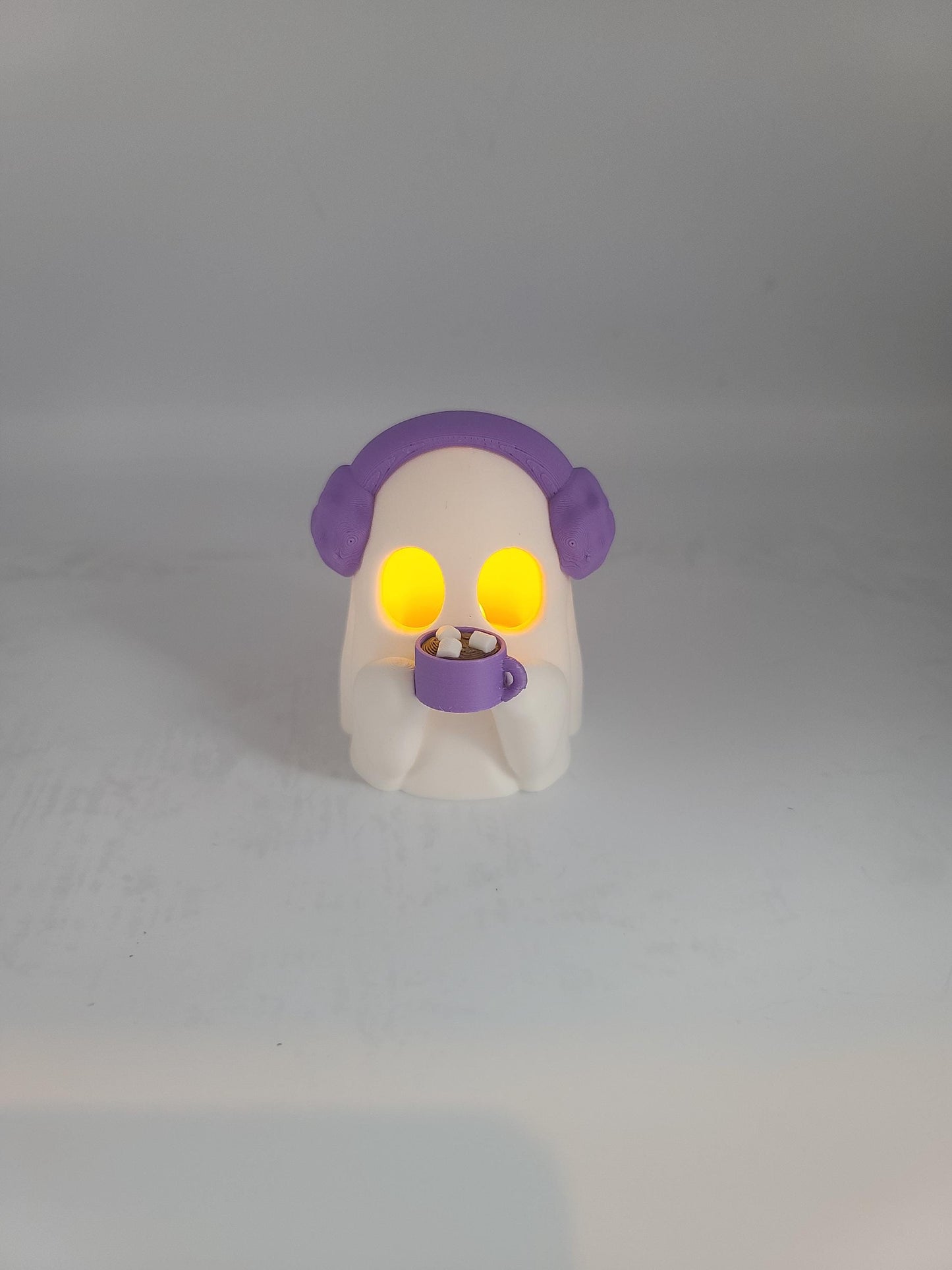 Cute Kawaii Winter Ghosty Holiday Display 3D Print (LED Tealight Included)