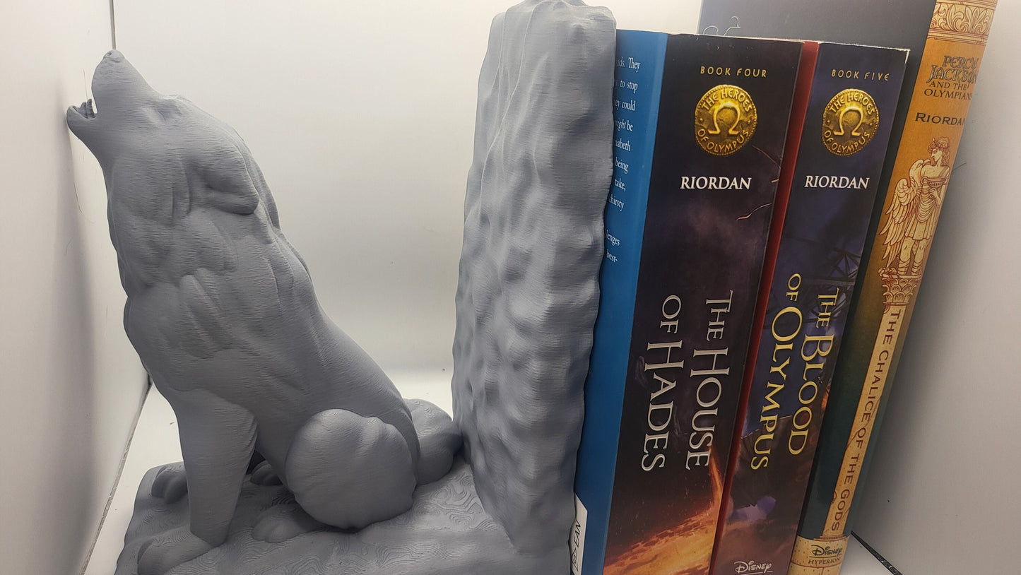 Howling Wolf Bookends (with Lip for Weight) | 3D Print