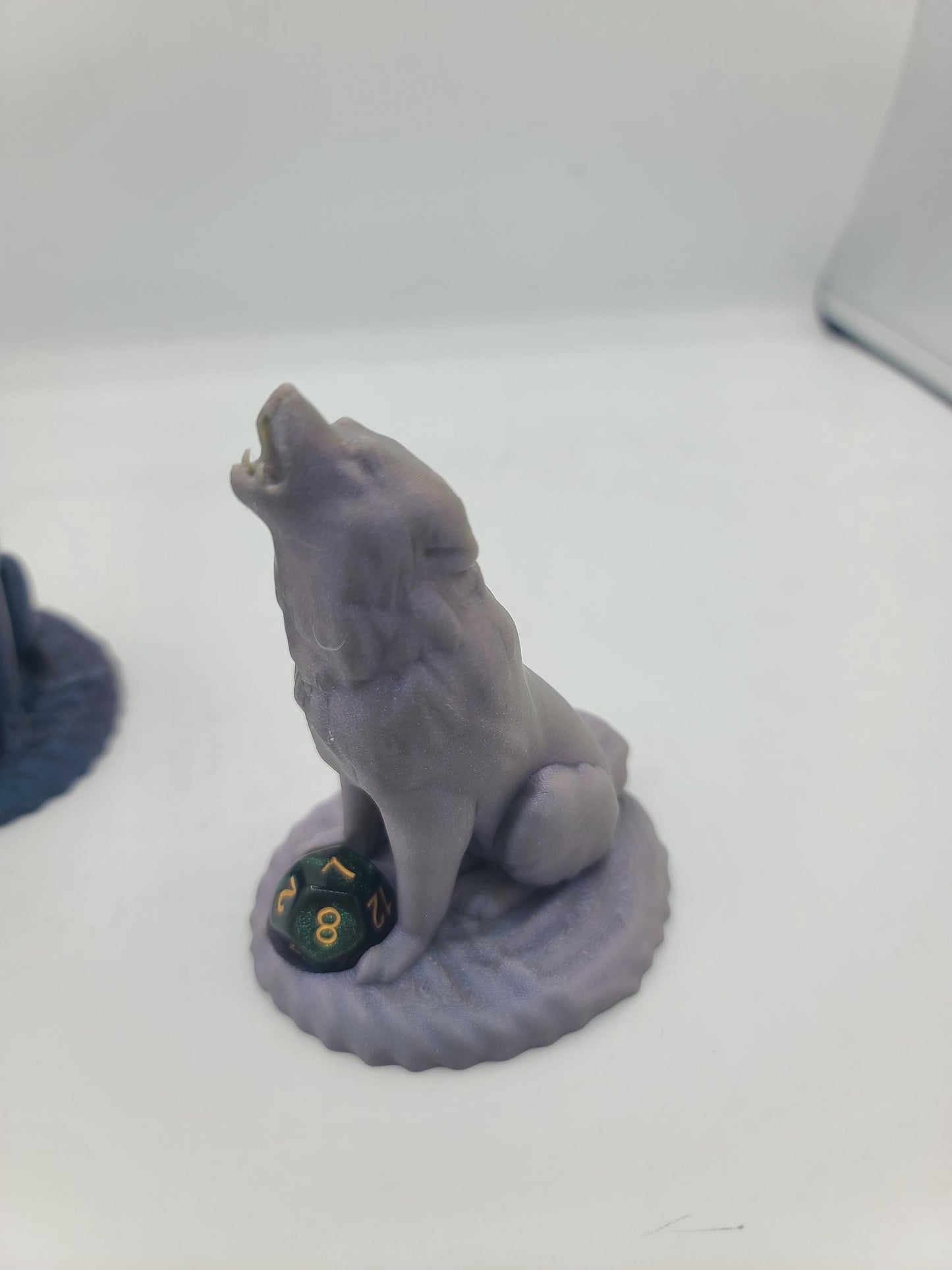 Howling Wolf Dice Guardian | 3D Print