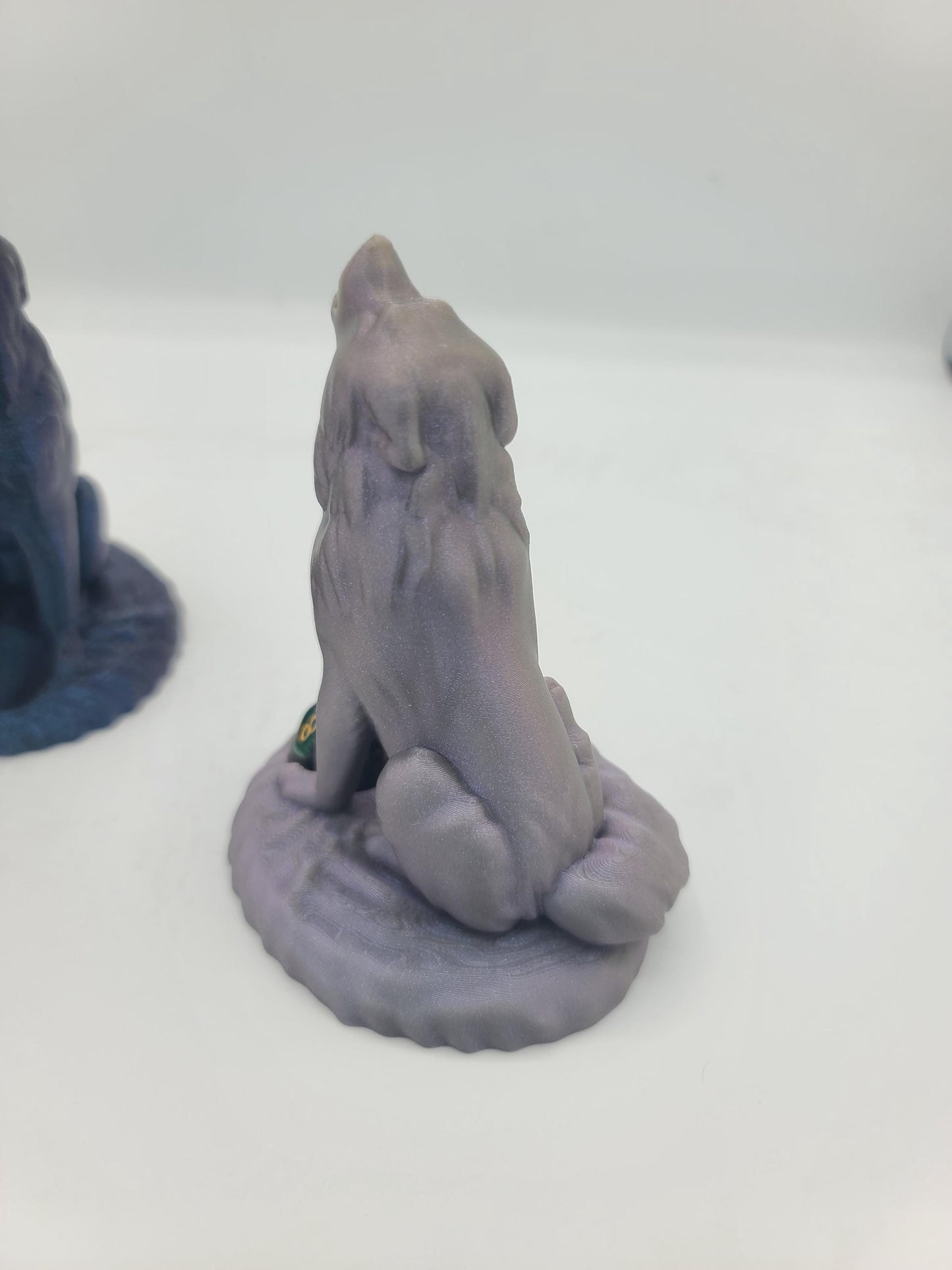 Howling Wolf Dice Guardian | 3D Print