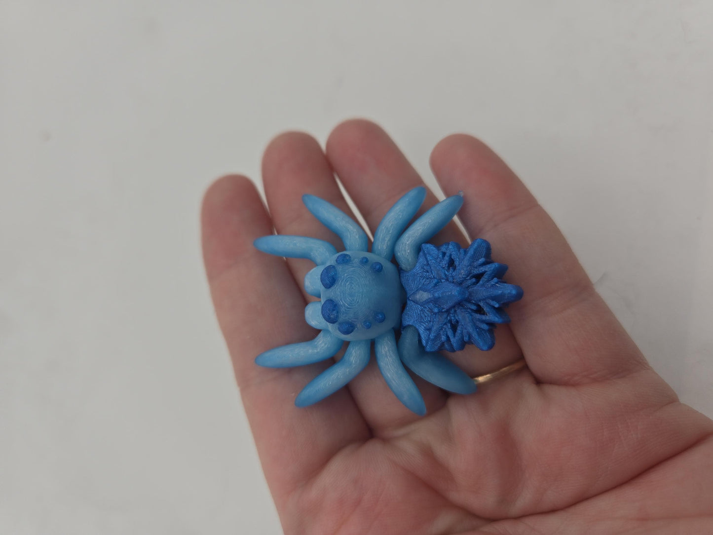 Tiny Cute Articulated Winter Snowflake Spiders 3D Print