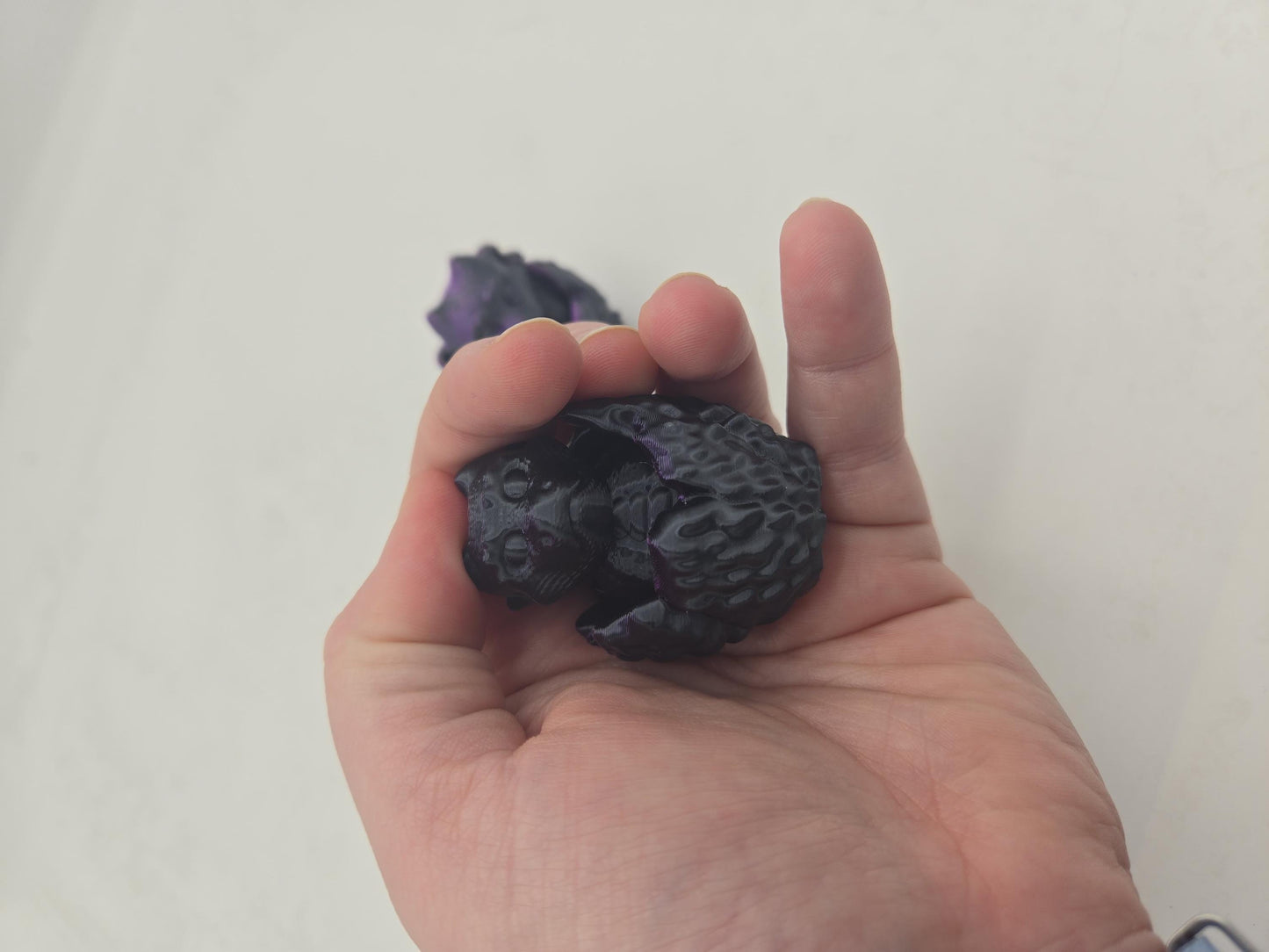 Cracked Dragon Egg Mechanical Fidget Clickers 3D Print