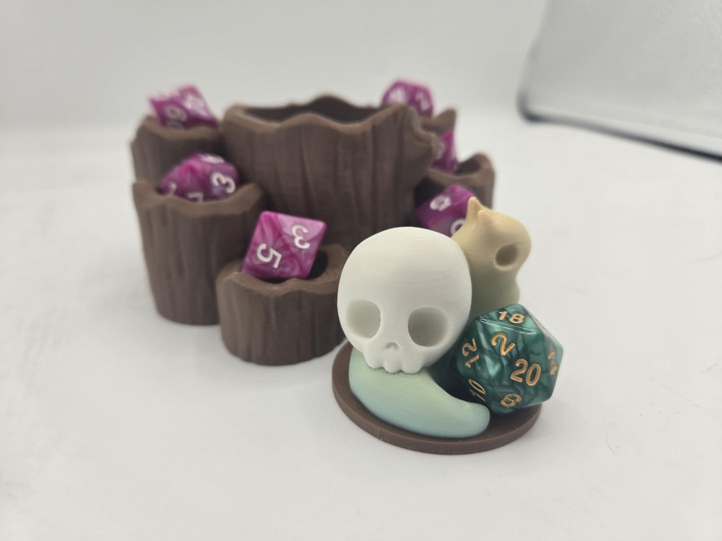 Snail Wood Log Dice Holder Display for Tabletop Gaming 3D Print
