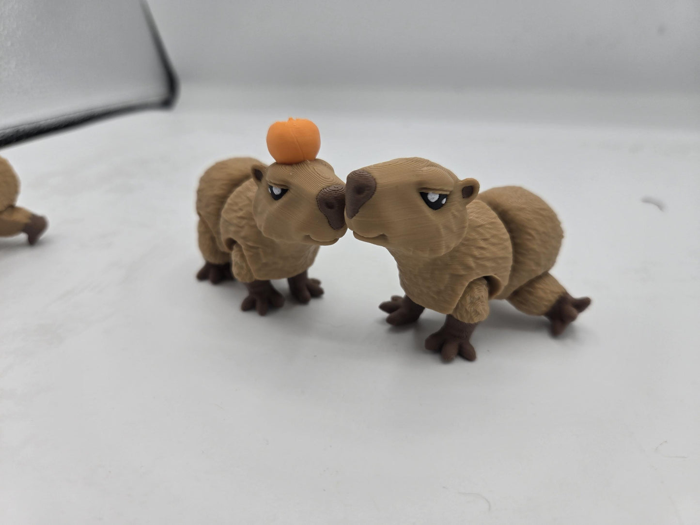 Mini Cute Capybara | Articulated 3D Printed Toy | Keychain Option