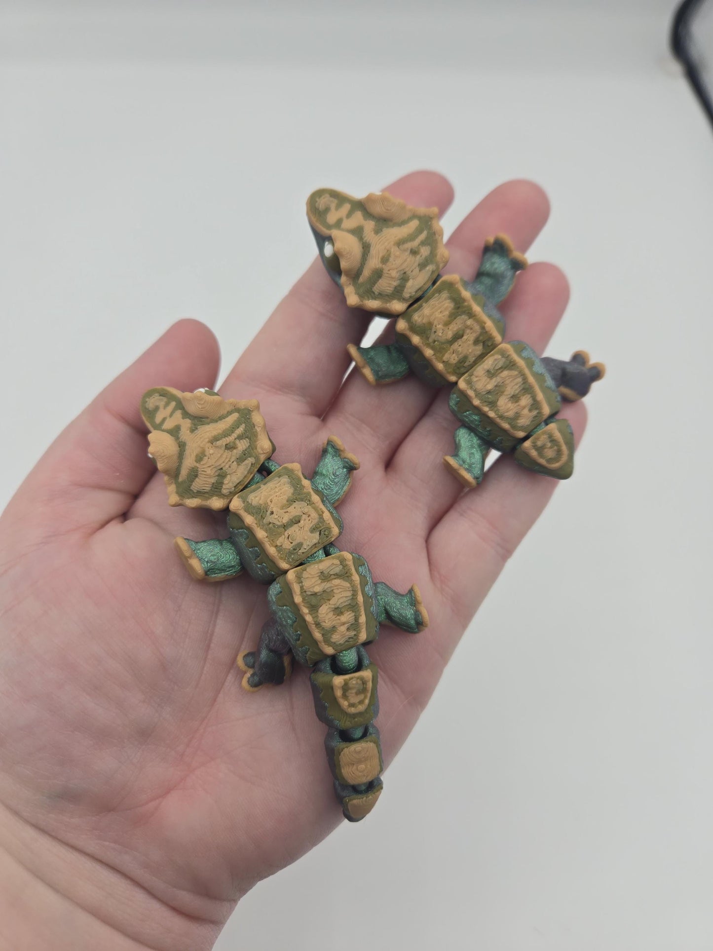 Mini Crested Gecko Articulated Color Customizable | Nubbed or Full Tail | Regular or Keychain Flexi |3D Print