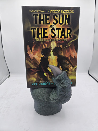 Dragon Claw Book Holder Fantasy Display 3D Print