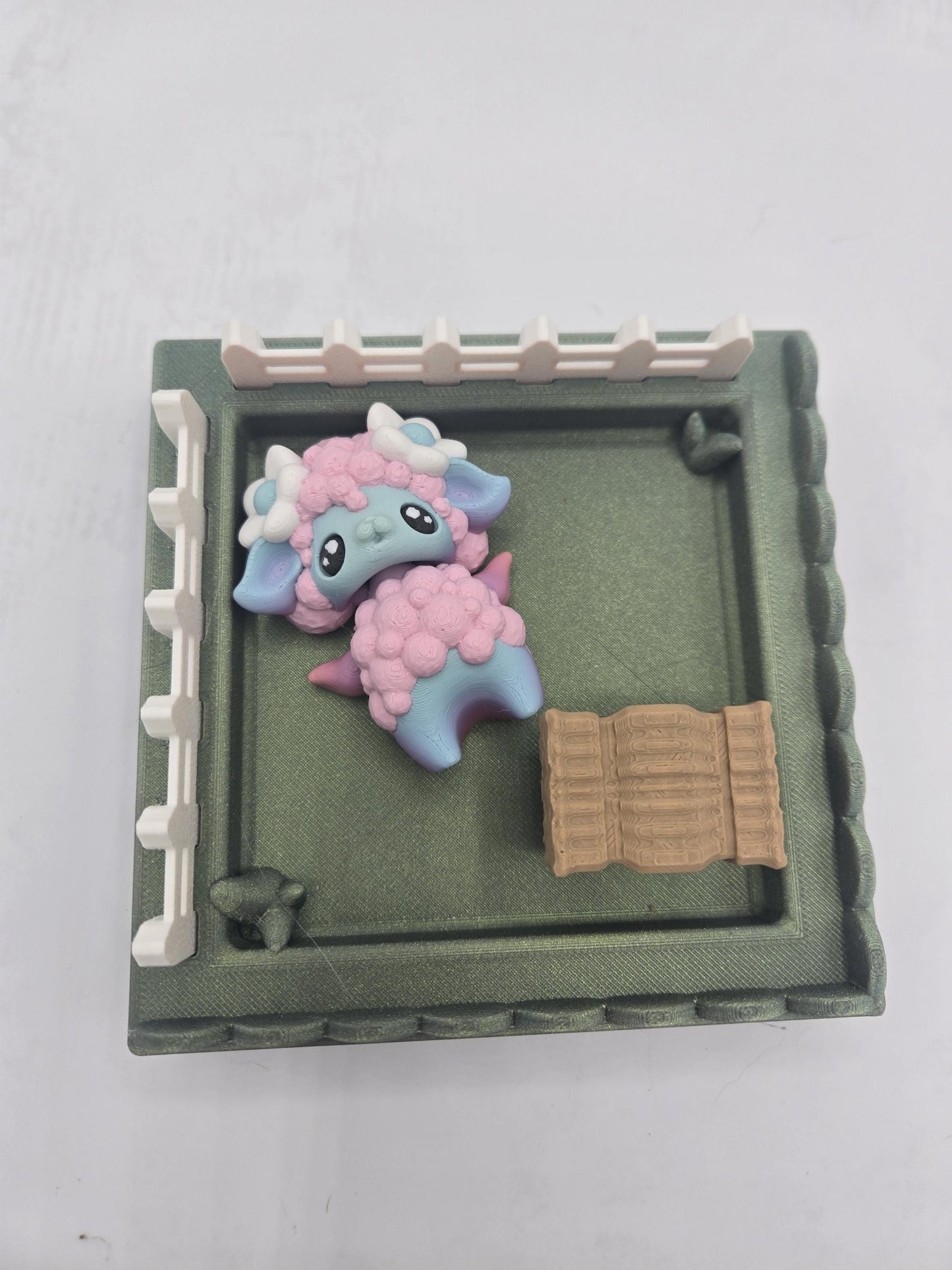 Sheep Pixie with Optional Sheep Pasture or Single Haybale Mechanical Clicker