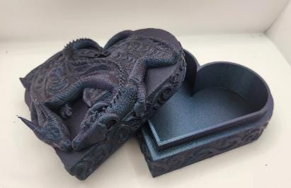 Heart-Shaped Dragon Jewelry/Trinket Box – Adult & Baby or Pair of Lovers | 3D Print