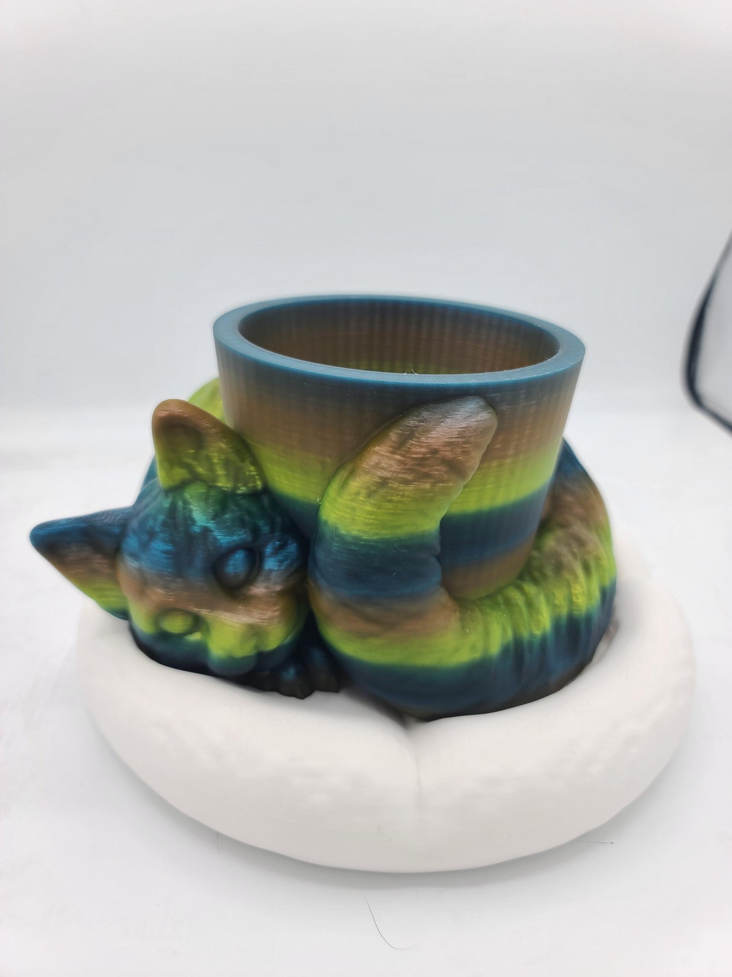 Cute Cozy Sleeping Cat Indoor Planter on a Drainage "Pillow" 3D Print