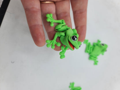 Tiny Smiley Tree Frogs Flexi 3D Print