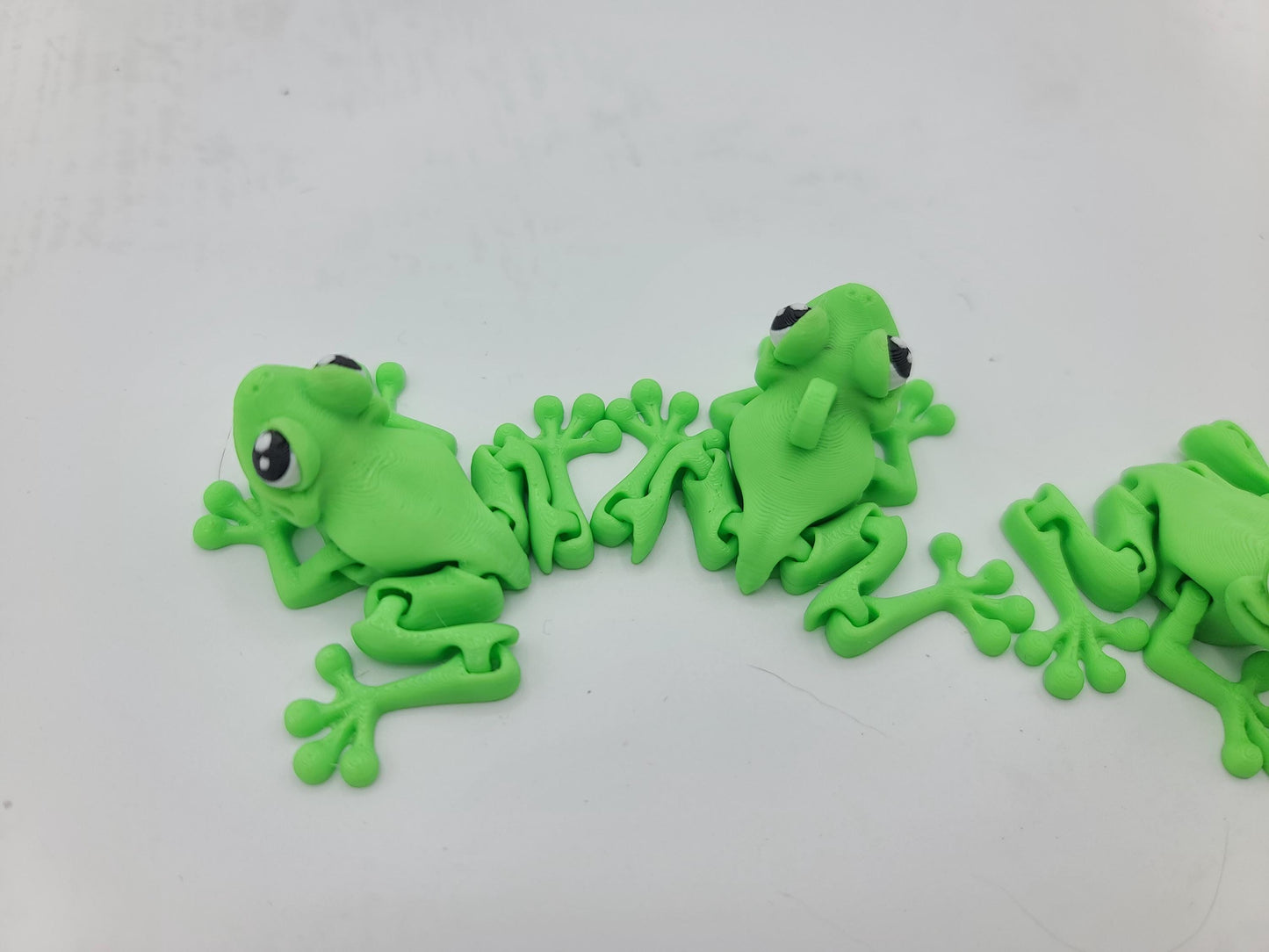 Tiny Smiley Tree Frogs Flexi 3D Print