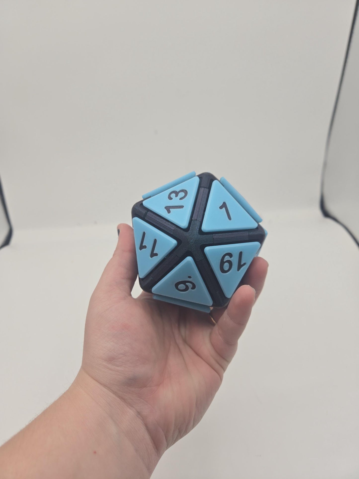 DnD Inspired Mechanical Key Fidget Clicker | D20, D12 and D10 Available | 3D Print