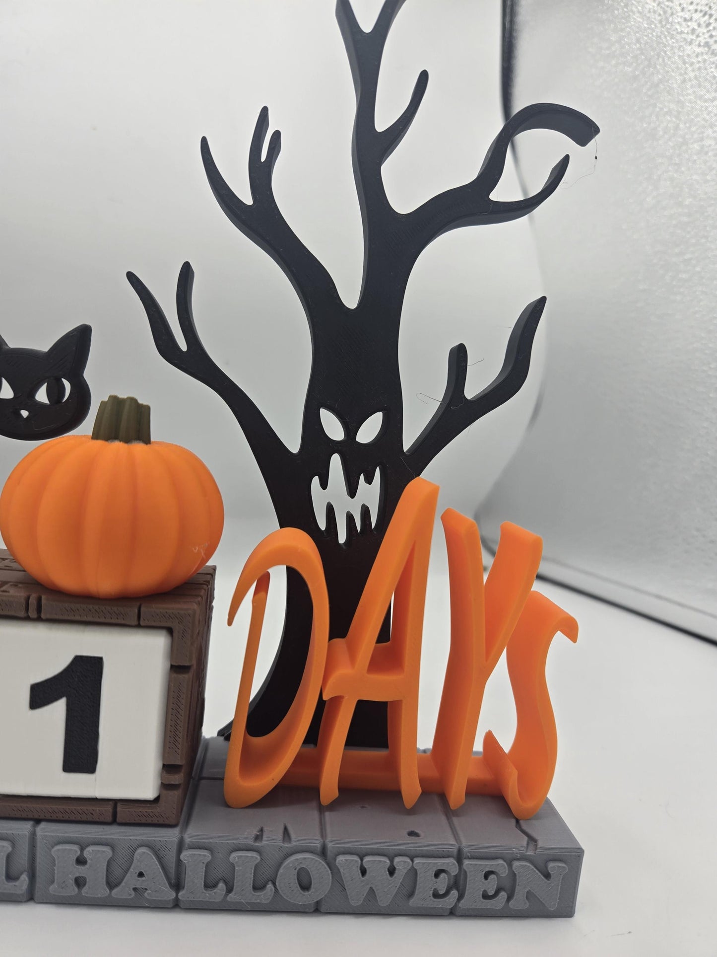 Countdown to Halloween Spooky Black Cat and Haunted Tree | 3D Print