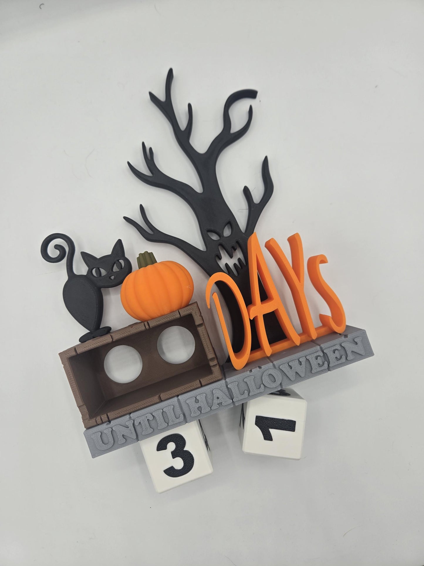 Countdown to Halloween Spooky Black Cat and Haunted Tree | 3D Print