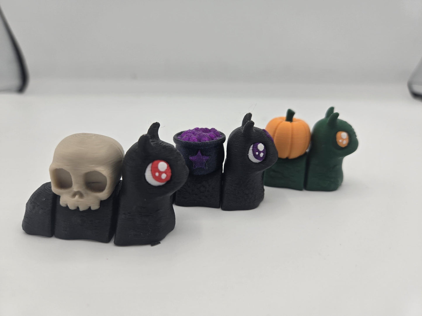 Spooky Halloween Articulated Snails | Skull, Pumpkin, or Cauldron Style | 3D Print