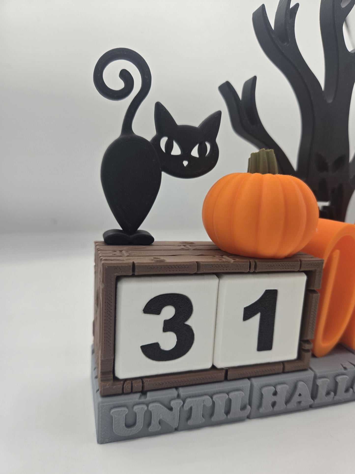 Countdown to Halloween Spooky Black Cat and Haunted Tree | 3D Print