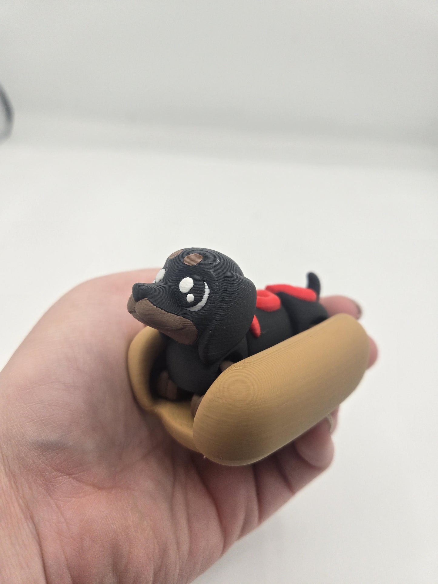 Dachshund "Hot-Dog" Flexi with Bun 3D Print
